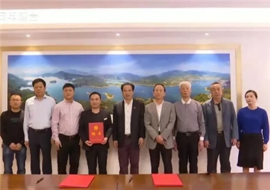 small202110181521149022 Minxuan Technology‖ donated 1 million yuan to help the development of education and fulfill the mission of social responsibility
