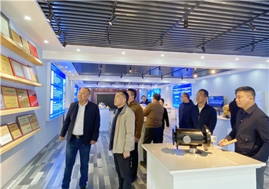 ϰίŹɭָ  󹲻쿪չ